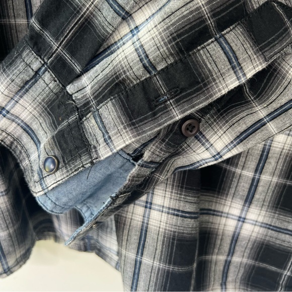 Roebuck & Co plaid Western shirt men’s black grey white blue snap button… - Picture 7 of 11
